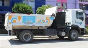 Galindo lleva a Valles modelo de camiones "prestados"