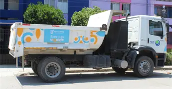 Galindo lleva a Valles modelo de camiones "prestados"