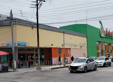 Cierran supermercado por plaga de roedores