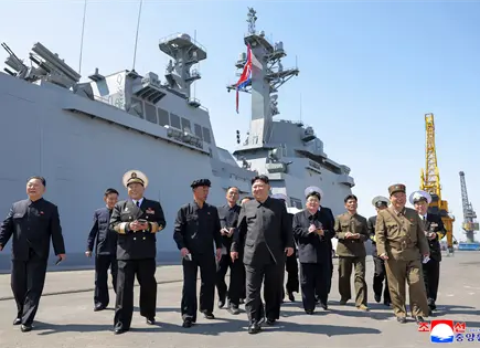 Corea del Norte lanza misiles bal&iacute;sticos hacia el mar