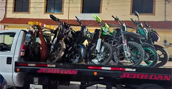 Detienen a menores de edad con motocicletas