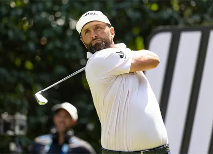 Jon Rahm lidera LIV Golf M&eacute;xico con ronda de 67 golpes