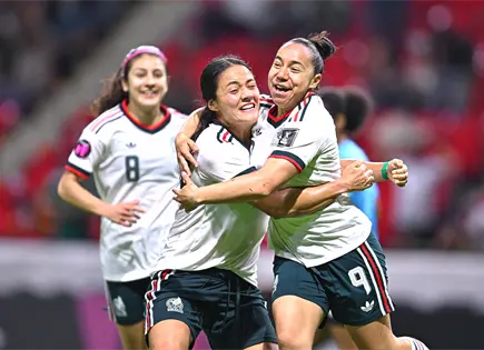 M&eacute;xico asegura pase al premundial femenil con goleada