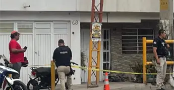 Motociclista muere tras impactarse contra vivienda en Tequis