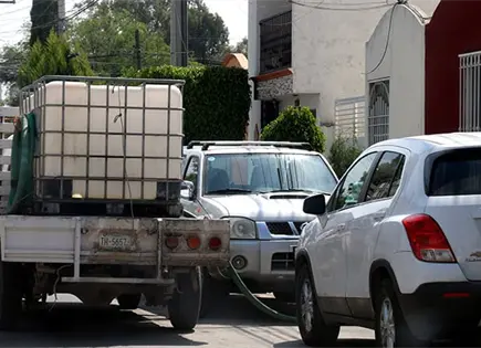Siguen sin agua en El Rosedal