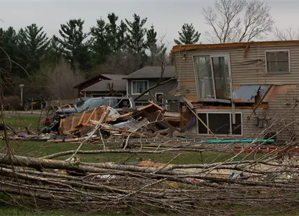 Tornados da&ntilde;an viviendas en Wisconsin y Minnesota: autoridades coordinan ayuda