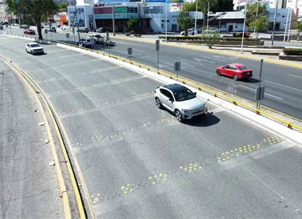 Uso de celular al conducir provoca 40% de siniestros viales: Secretar&iacute;a