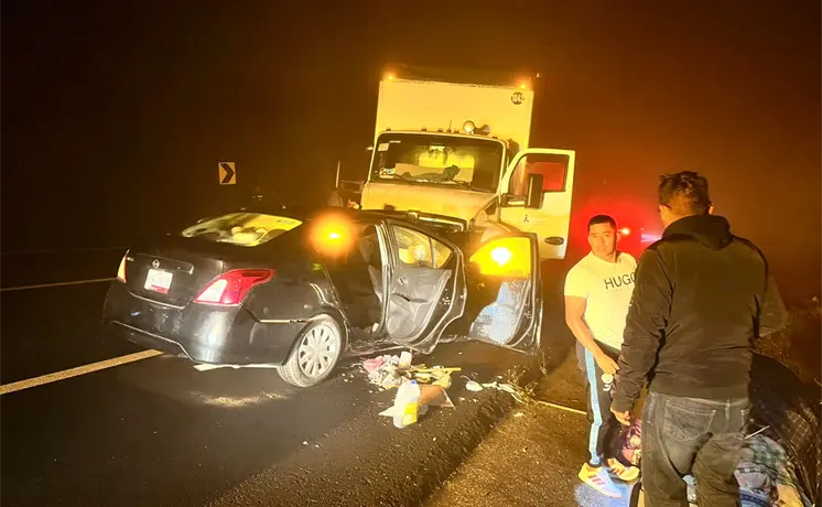 Choque frontal en la Ray&oacute;n–Valles deja cinco lesionados; dos quedaron prensados