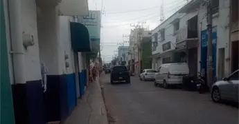 Cierran negocios por bajas ventas