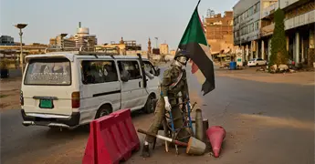 Comandante paramilitar al-Nour Ahmed Adam se une al ej&eacute;rcito de Sud&aacute;n