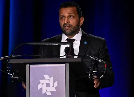 Director del FBI demanda a revista por acusaci&oacute;n de alcoholismo