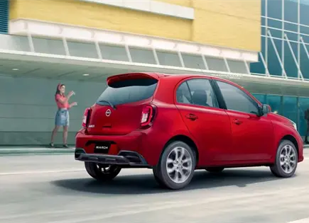 Nissan March 2026 sube de precio y reduce versiones
