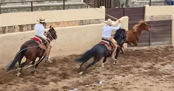 Potosina de Charros se llev&oacute; la victoria
