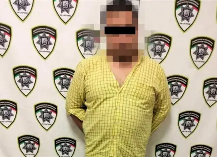 En conflicto vial, detienen a sujeto con arma, cristal, celulares y efectivo