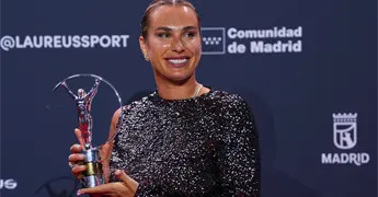 Carlos Alcaraz y Aryna Sabalenka ganan premios Laureus en Madrid