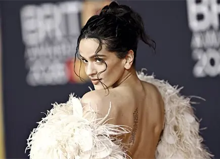 "MUJER DEL A&Ntilde;O"