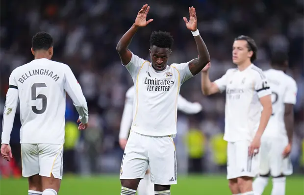 Real Madrid firma victoria sin brillo ante Alav&eacute;s