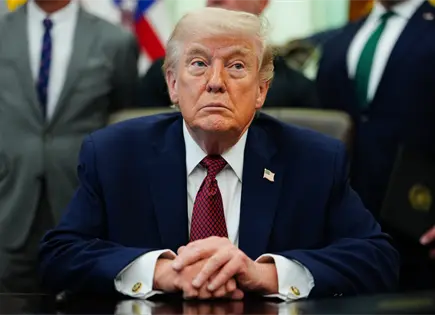 Aprobaci&oacute;n econ&oacute;mica de Trump cae a 30% en abril 2025