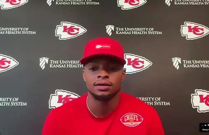 Fields se une a los Chiefs