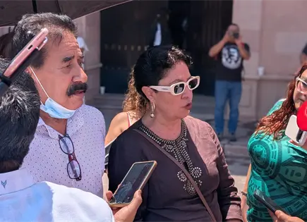 Video | Pensionados de gobierno exigen pago de adeudos