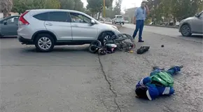 Un motociclista herido en choque sobre avenida Soledad