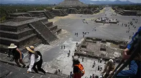 Teotihuac&aacute;n reabre tras mortal ataque