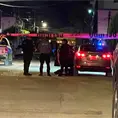A balazos, asesinan a hombre en su carro