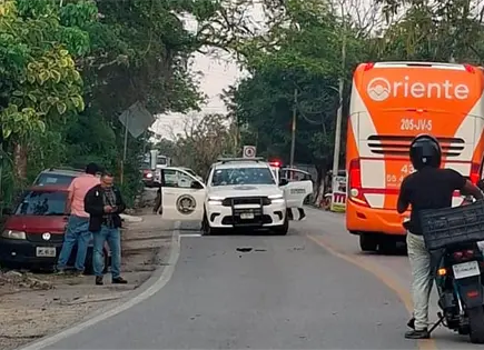 Atacan maleantes a polic&iacute;as estatales en Tamazunchale