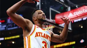 CJ McCollum gu&iacute;a la victoria de Hawks