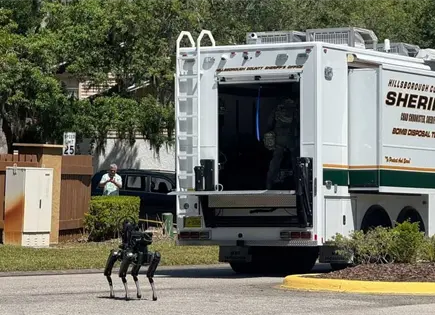 Hallan cuerpo de estudiante de USF; buscan a su pareja desaparecida