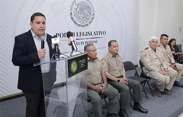 Hay en SLP s&oacute;lo 8 cuerpos de bomberos