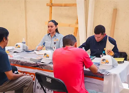 Realizan Feria del Empleo sin l&iacute;mites