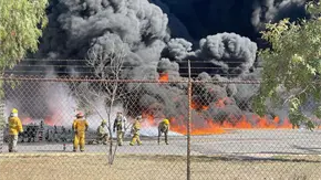 Video | Incendio en Vidriera del Potos&iacute; moviliza a corporaciones