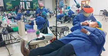 Atienden a 700 pacientes durante la jornada de salud dental