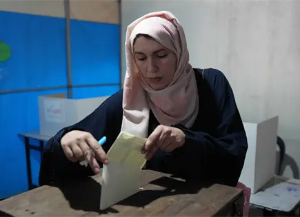 Elecciones municipales en Deir al-Balah: baja participaci&oacute;n en Gaza