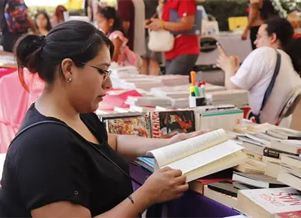 Finaliza la Feria del Libro del IPBA