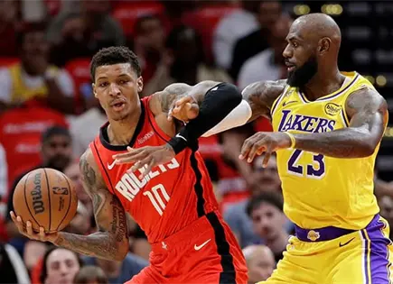 Lakers aventajan por 3-0 a Rockets
