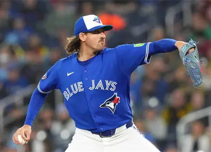 Azulejos Toronto vencen 5-3 a Guardianes Cleveland con jonr&oacute;n de Okamoto