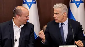 Dos ex primeros ministros israel&iacute;es unen fuerzas contra Netanyahu