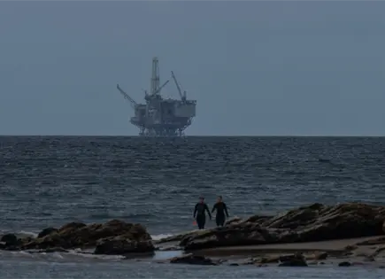 El crudo vuelve a fluir por un oleoducto en un parque estatal tras el pulso Trump-California