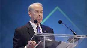 EU apunta a pol&iacute;ticos mexicanos