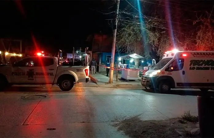 Ejecutan a balazos a un funcionario de Tamu&iacute;n en taquer&iacute;a