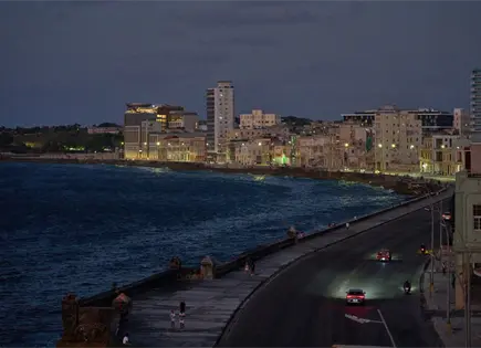 Turismo en Cuba cae 48% en primer trimestre 2026 por crisis energ&eacute;tica