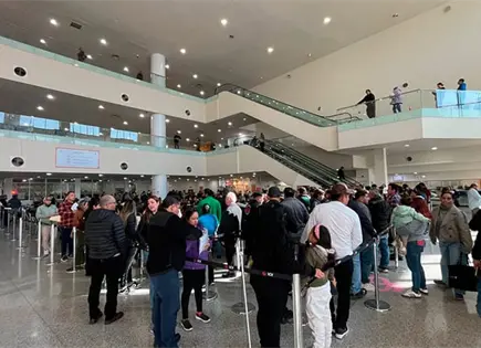 Aumentan 15.4% las altas vehiculares