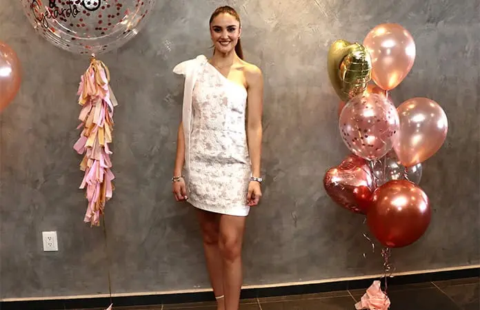 FELIZ POR SUS PR&Oacute;XIMOS ESPONSALES