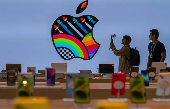 Apple marca millonarias ganancias
