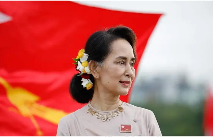 Aung San Suu Kyi está en arresto domiciliario
