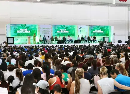 Gallardo promete paquete de apoyos a organizaciones obreras