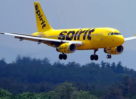 Spirit Airlines cesa operaciones y cancela vuelos en EE.UU.