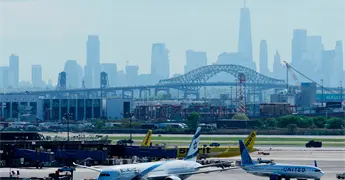 Autoridades investigan incidente de United Airlines en Newark